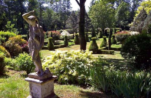 Mezilles Villa | Le Charme