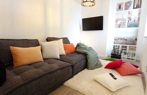 Sallaumines House | Le Charme Parisien - Confortable