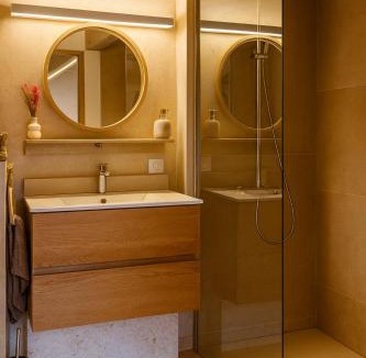 Barnas House | Le Charmelan