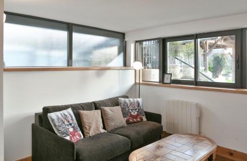 Saint-Pierre-d'Albigny Apartment | Le Chat De La Martine -Clim Parking