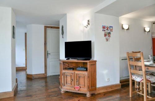 Saint-Pierre-d'Albigny Apartment | Le Chat De La Martine -Clim Parking