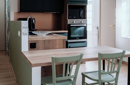 Centre Apartment | Le Chat Léon - Independent studio