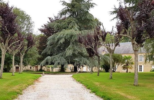 Etreham House | Le Chat L Heureux