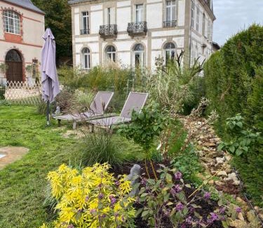 Monthureux-le-Sec House | LE CHATEAU DE MONTHUREUX LE SEC