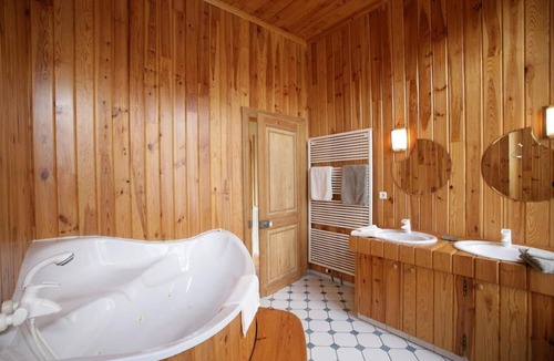 Lillers Bed & Breakfast | Le Chateau de Philiomel