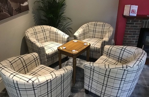 New Forest District Bed & Breakfast | Le Chateau