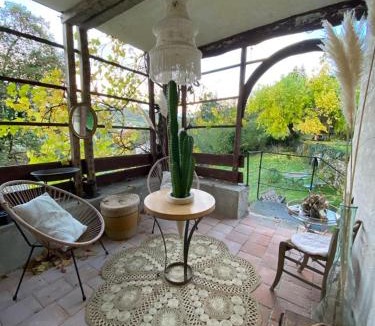 Valsonne House | Le Chatel en Beaujolais