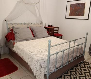 Payzac Apartment | Le Chausse à Brès Chambre d'hôtes 2