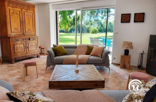 Aron House | Le Chaussis