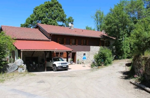 Ambert House | Le Cheix de Celine & Mathieu