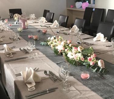 Saint-Leger-en-Yvelines Hotel | Le Chene Pendragon