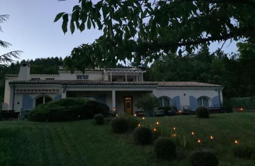 Serres Bed & Breakfast | Le Cheval Blanc