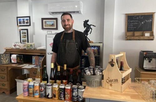 Trois-Pistoles Hostel | LE CHEVAL NOIR