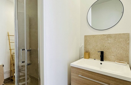 Woignarue House | Le Chevalier Gambette