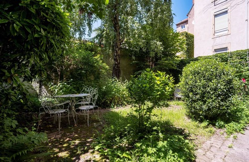 Poincare - Foch - Anatole France - Croix de Bourgogne Apartment | Le Chic de Patton - Appt avec jardin privatif