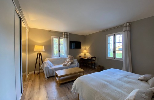 Lamonzie-Montastruc House | Le Chirol