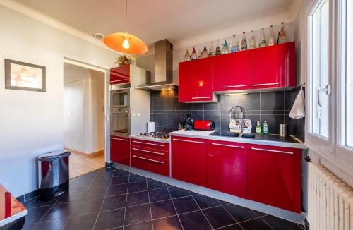 Villeneuve-sur-Lot Apartment | Le Churchill - Piscine Privée