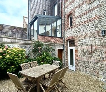 Saint-Valery-en-Caux House | Le Cinquante-Trois, Maison Normande d'exception pour familles - Côte d'Albâtre