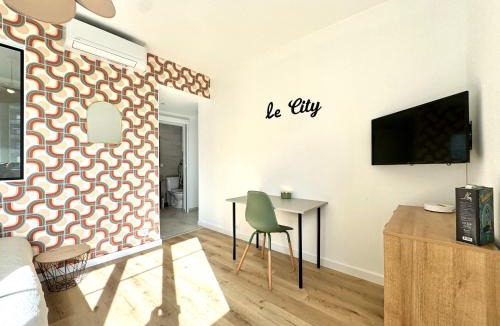 Quartier Exposition-Bajatiere Apartment | Le City, Centre-ville, Climatisation, Trams