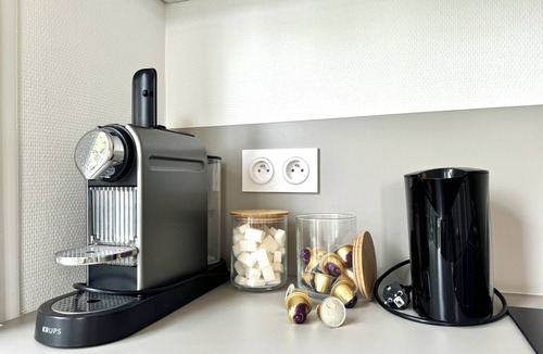 Quartier Exposition-Bajatiere Apartment | Le City/Downtown/Trams