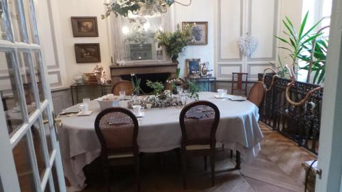 Eu Bed & Breakfast | Le Clôs Ste Anne