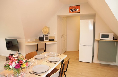 Chammes Apartment | Le Clos de Loré