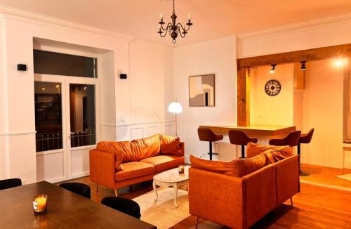 Paray-le-Monial Apartment | Le Clair-Obscur