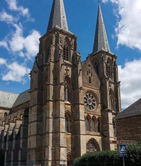 Mouzon House | Le claj'hope gîte 4 étoiles