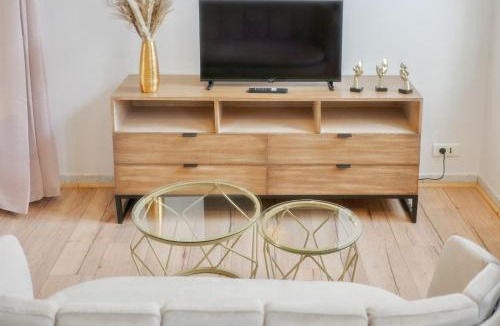 Margny-les-Compiegne Apartment | Le Clemenceau 1