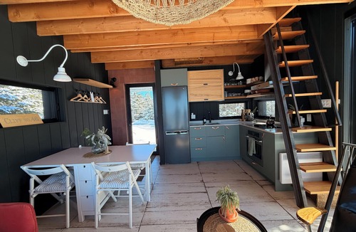 Lac Beauport Ski Chalet | Le Cliffno46 - Maelström Mountain (CITQ #304504)