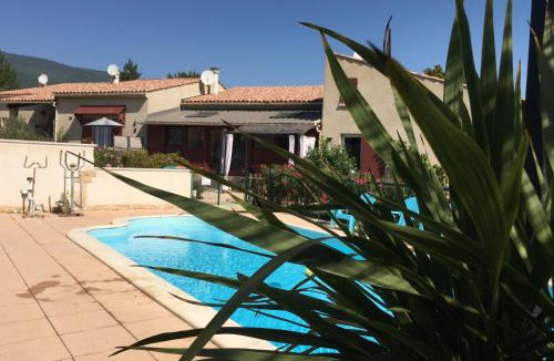 Chateauneuf-Val-Saint-Donat House | Le Clos des Gites, maisons de vacances,
