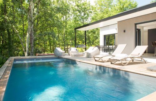 Saint-Etienne-de-Fontbellon House | Le Clos des Bleynoux