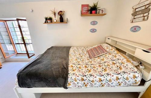 Renage Apartment | Le Clocher, Studio duplex avec clim