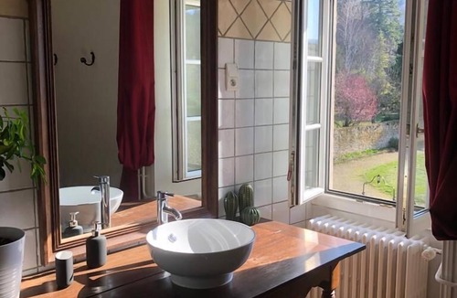 Cremieu Bed & Breakfast | Le Clos Ayanna