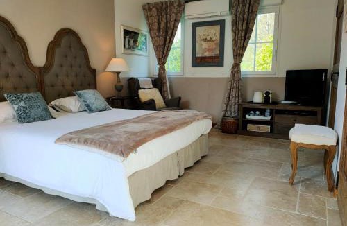 Bec-de-Mortagne Bed & Breakfast | Le Clos Bel Ami Chambre d'hôtes avec piscine