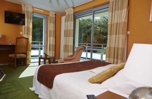 Cesson-Sevigne Hotel | Le Clos Champel Hôtel Restaurant Logis