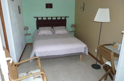 Sainte-Terre Bed & Breakfast | LE CLOS D'EMELINE