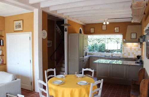 Brison-Saint-Innocent House | LE CLOS DES BURGONDES