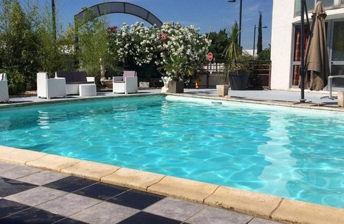Saint-Andre-de-Sangonis Hotel | Le Clos de Sangonis