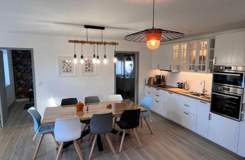 Saint-Benoit-des-Ondes Apartment | Le clos de la cote d'Emeraude