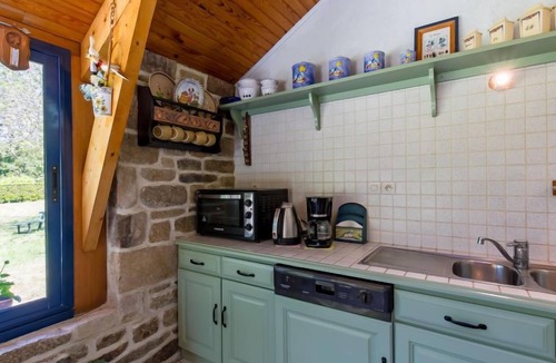 Commana House | Le Clos de Goaz Ar Vern by Interhome