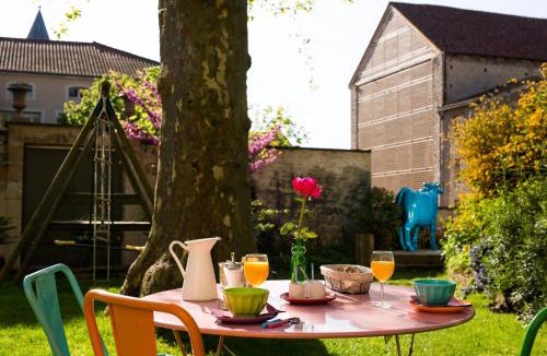 Cluny Bed & Breakfast | Le Clos de l'Abbaye