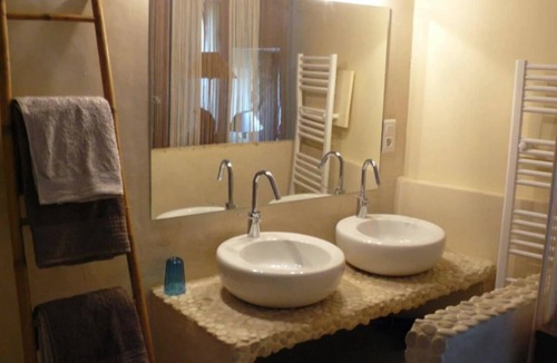 Divajeu Hotel | Le Clos De L'ambre