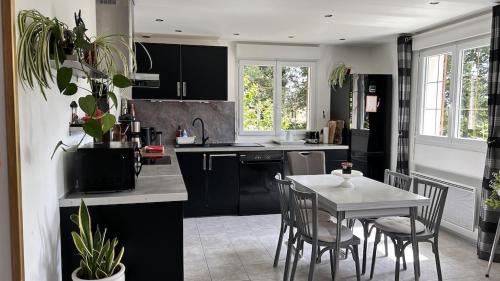 Lavenay House | Le Clos de l'Autel