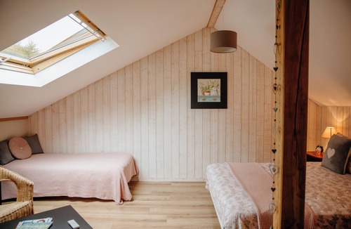 Goven House | Le Clos de la Roche is located 19 kms south of Rennes, Chambre Bretillienne