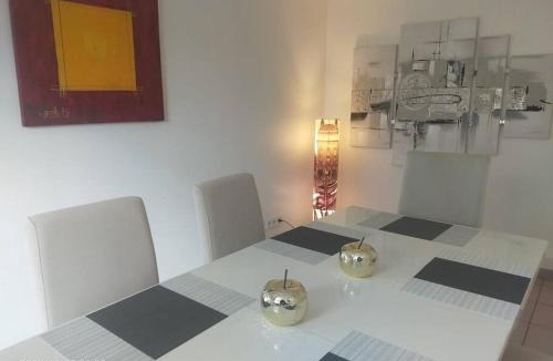Andonville House | Le clos de la rose trémière