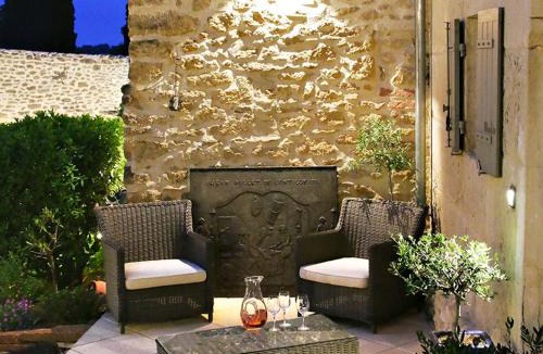 Grignan House | Le Clos de la Tuilière