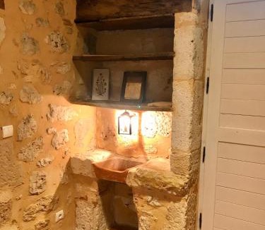 Lusignan-Petit Bed & Breakfast | Le Clos de Lusignan