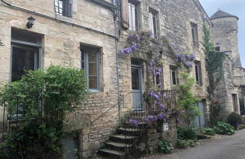 Flavigny-sur-Ozerain House | Le Clos de Melanie