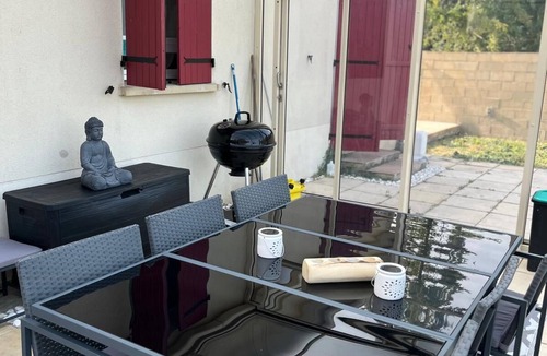 Precy-sur-Marne House | Le clos de Précy- House 132 m² 10 pers Private garden Quiet 20 min Disneyland